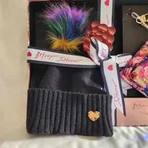 Betsey Johnson Black hat and floral card case wallet gift box set. Betsey Johnson | Accessories | Betsey Johnson Black Hat And  main image 2